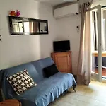Climatisé Rez De Jardin 150m Boucanet Appartement *