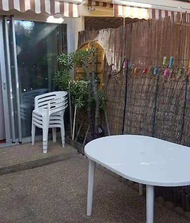 Climatise Rez De Jardin 150m Boucanet Lejlighed Le Grau-du-Roi