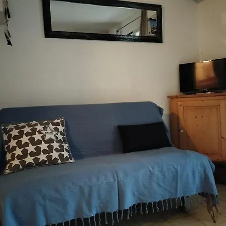 Climatise Rez De Jardin 150m Boucanet Apartment *